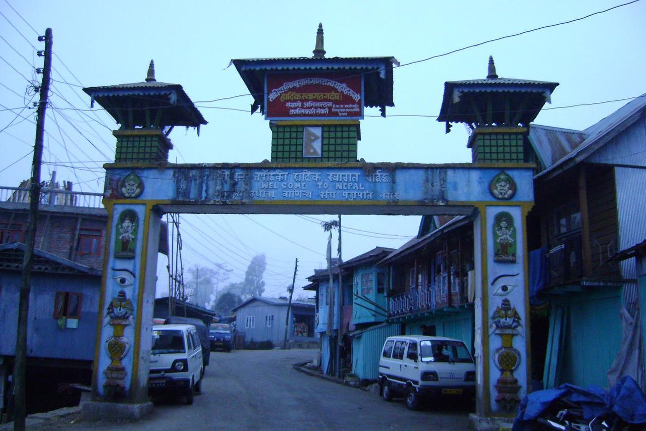 V Resorts Dudhwa Wilderness Camp Lakhimpur Esterno foto